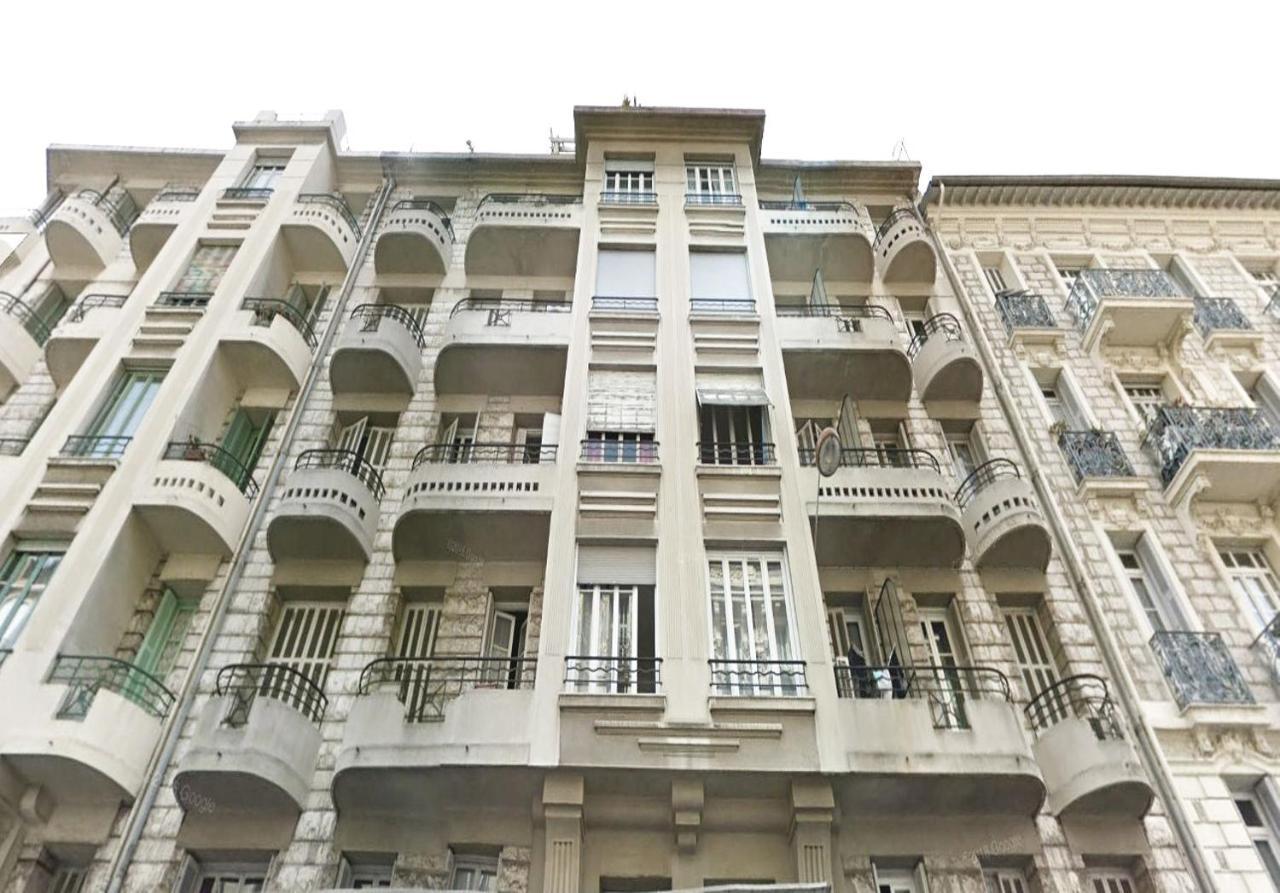 Apartment In The Heart Of Nizza Exterior foto